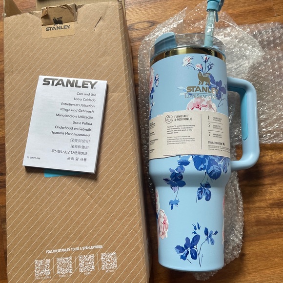 Stanley Blue and White Insulated Coffee Mug - Picture 3 of 5